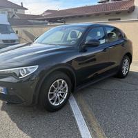 Alfa Romeo Stelvio 2.2 Turbodiesel 190 CV AT8 Q4 B