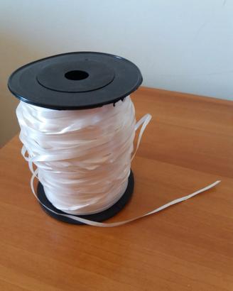 nastro bianco per bomboniere e confezioni varie