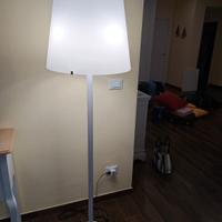 lume a piantana dimmerabbile 