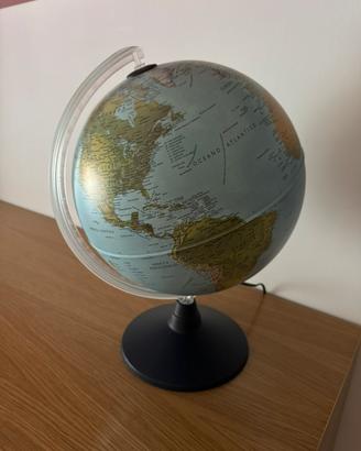 Lampada mappamondo