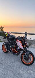 KTM SUPER DUKE 1290 R