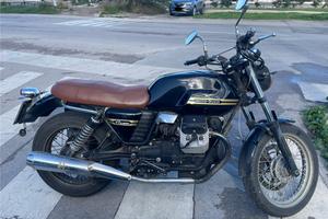 Moto Guzzi v7 classic