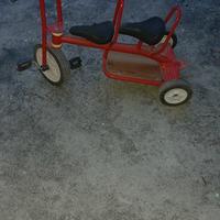 vecchio triciclo