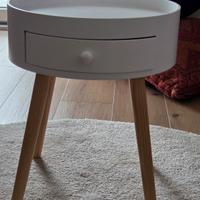 tavolino con cassetto 