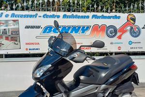 Yamaha X-Max 250