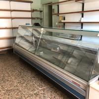 Arredamento per negozio