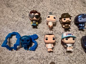 Funko pop stranger things kinder joy