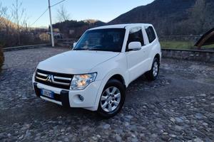 Mitsubishi Pajero 3.2 DI-D 16V 3P Manuale-No ruggi