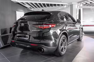Alfa romeo stelvio nero VULCANO!!!