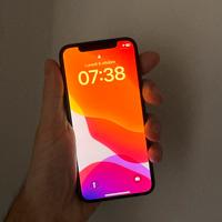 iPhone X | 64 GB | Space Gray.