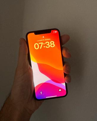 iPhone X | 64 GB | Space Gray.