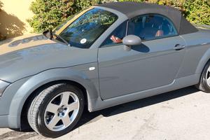 Audi TT Roadster 1.8 T 180 cv quattro