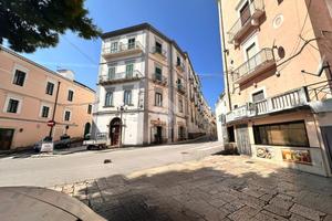 6 LOCALI A RODI GARGANICO