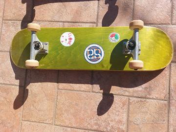 Skateboard 