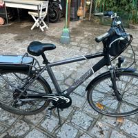 Bicicletta elettrica “28 “ Alessi” BATTERIA NUOVA
