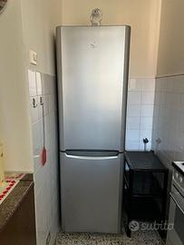Frigorifero Indesit combinato silver