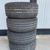 Pneumatici 215 45 16 Pirelli