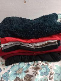 Lotto sacchetti vestiti usati – 5 sacchi