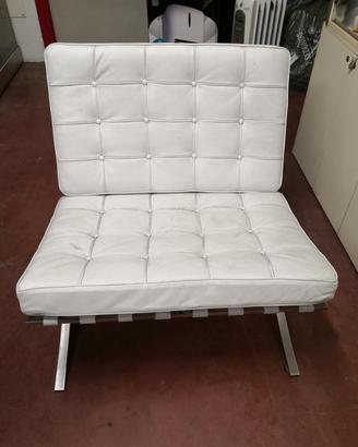 poltrona Barcelona replica van der Rohe pelle