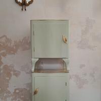 graziosi comodini recuperati