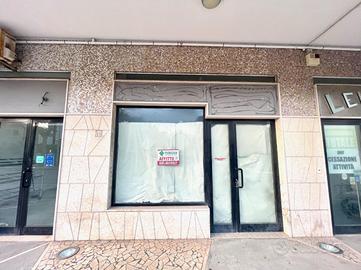 NEGOZIO A FRANCAVILLA AL MARE