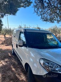 Furgone fiat doblo metano