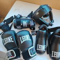 attrezzatura kick boxing junior usata