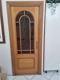 porta scrigno con  vetro disegnato 