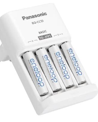 Caricabatterie Panasonic e 4 batterie Eneloop AA