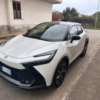 TOYOTA C-HR  LOUNGE PREMIERE PLUG IN