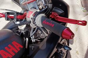 Yamaha fzs 600