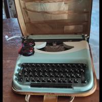 Macchina da scrivere  '64 con custodia in cuoio