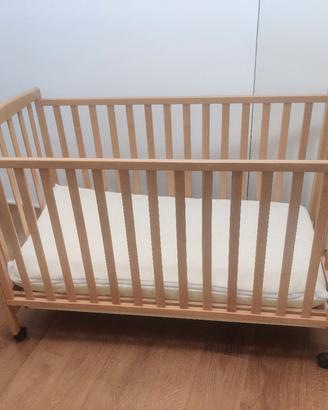 Culla per neonati in legno con ruote + Materasso 
