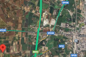 Terreno agricolo con fabbricato