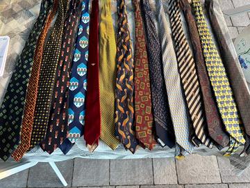 LOTTO 15 CRAVATTE VINTAGE - MARCHI PRESTIGIOSI -