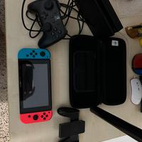 Nintendo switch (non oled) + joypad ufficiale