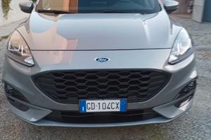 Ford Kuga 1.5 ST-Line Ecoblu Diesel