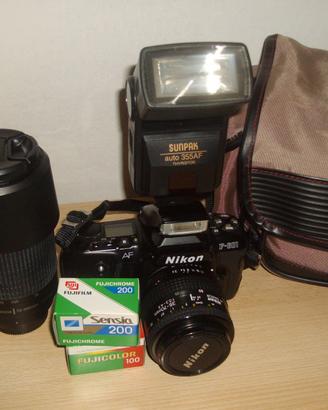 Macchina fotografica Nikon F601