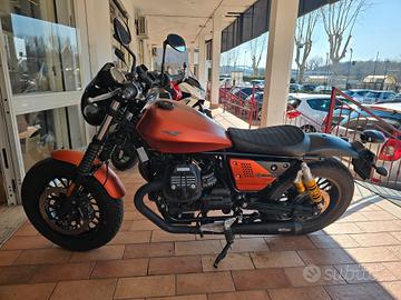 Moto Guzzi V9 BOBBER SPORT IN PROMO !!!