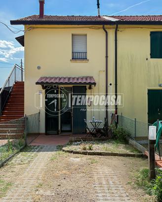 APPARTAMENTO RISTRUTTURATO CON GIARDINO PRIVATO IN