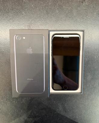 iPhone 7 Jet Black 128 GB scatola e accessori