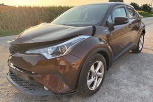 Toyota C-HR 1.8 Hybrid E-CVT Lounge