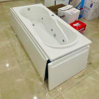 Vasca da bagno idromassaggio jacuzzi