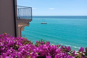 Trilo vista mare Ventimiglia Mentone