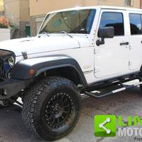 JEEP Wrangler Unlimited 2.8 CRD DPF Sahara Auto