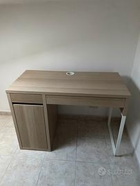 Scrivania micke+sedia ikea