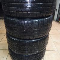 gomme invernali con cerchi in lega 255/55/18