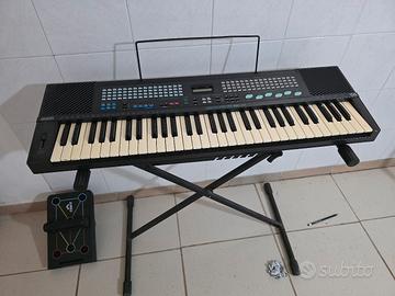 pianola tastiera funzionante ma da sistemare