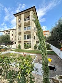 3 LOCALI A TORRI DEL BENACO