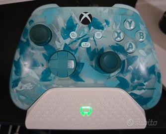 2 Xbox Wireless Controller + basi di ricarica